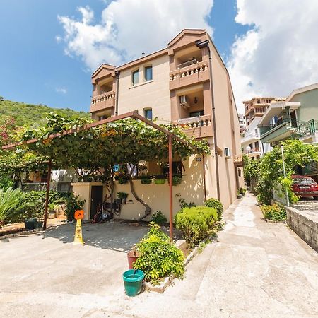 Villa Vera Budva Exterior photo