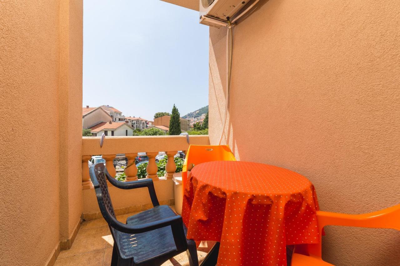 Villa Vera Budva Exterior photo