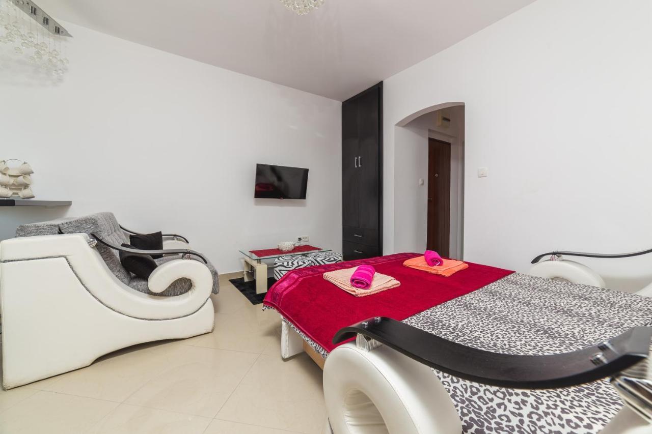 Villa Vera Budva Exterior photo